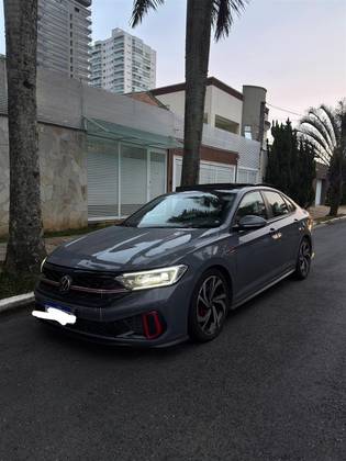 VOLKSWAGEN JETTA 2.0 350 TSI GASOLINA GLI DSG